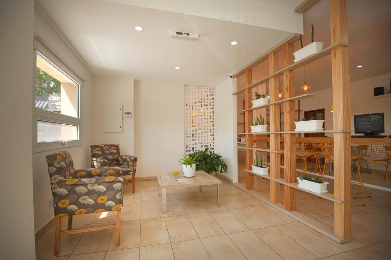 Huemul Hotel Neuquen Ngoại thất bức ảnh