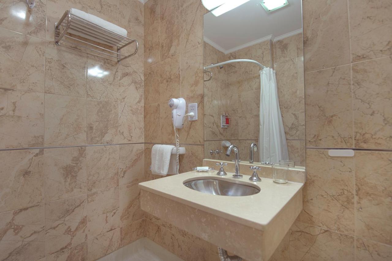 Huemul Hotel Neuquen Ngoại thất bức ảnh